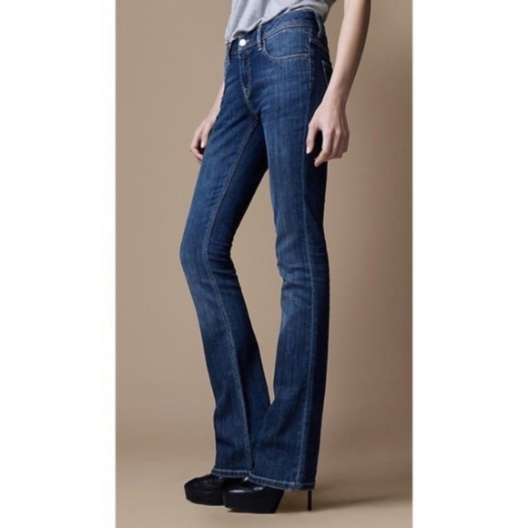 Burberry Denim - BURBERRY BRIT Women's Islington Boot Cut Jeans  27